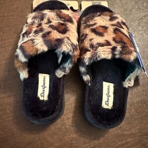 Dearfoams Slippers - sz 5/6